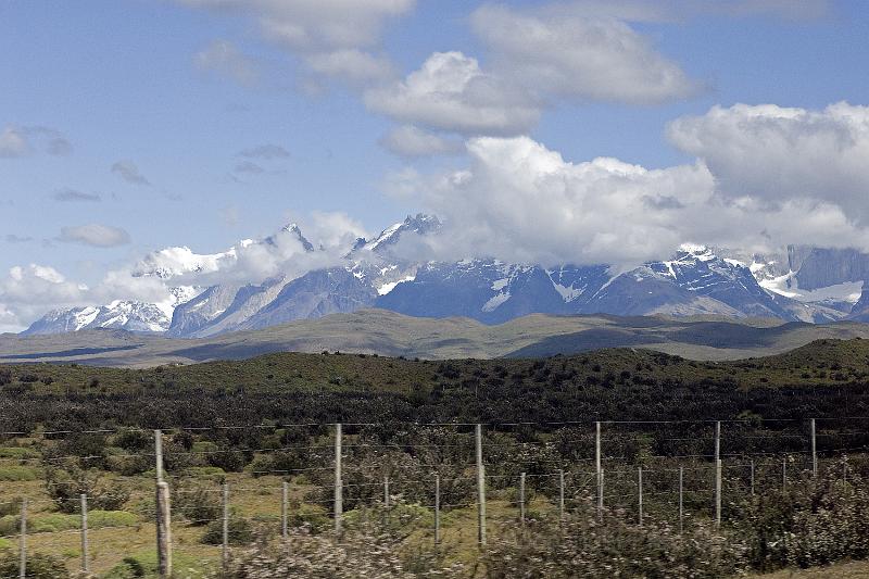 20071213 114820 D200 3900x2600 v2.jpg - Torres del Paine National Park